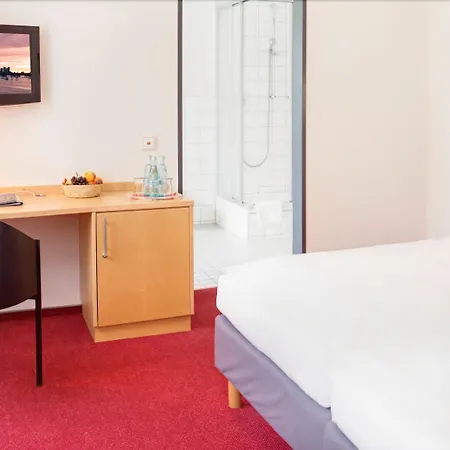 Szálloda Cvjm & Tagung Düsseldorf