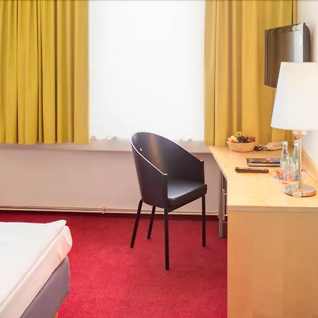 Cvjm & Tagung Szálloda 3*