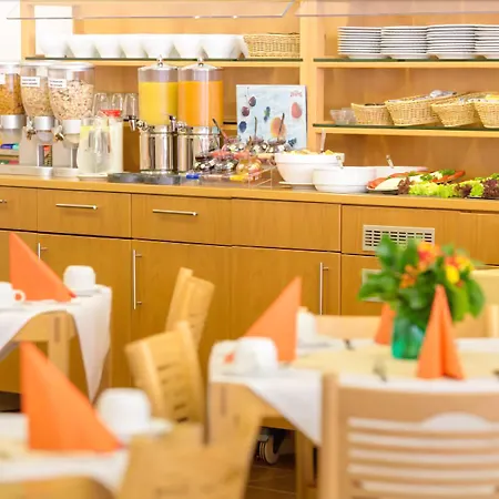 Hotel Cvjm & Tagung 3*