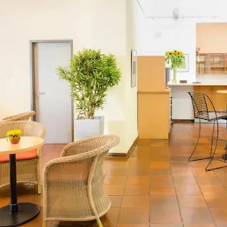 Szálloda Cvjm & Tagung Düsseldorf