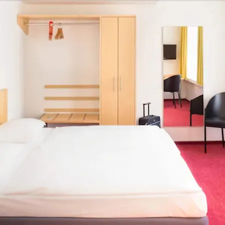 Cvjm & Tagung Szálloda 3*