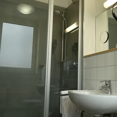 Szálloda Cvjm & Tagung 3*