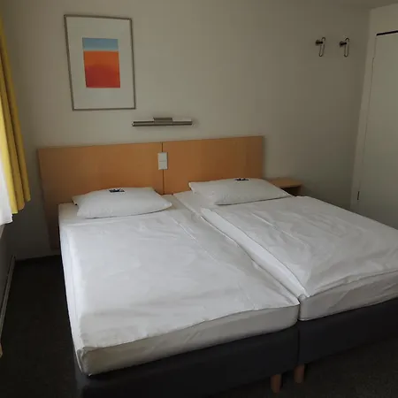 Szálloda Cvjm & Tagung Düsseldorf