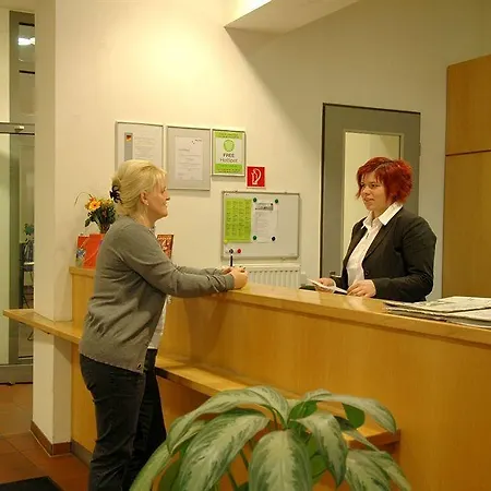 Szálloda Cvjm & Tagung 3*