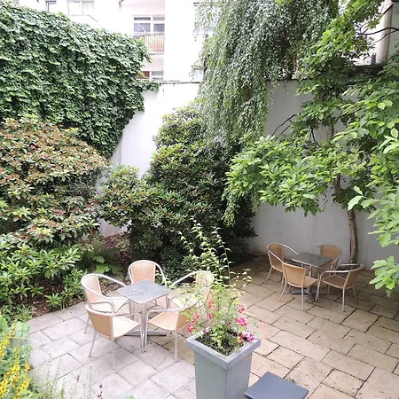 Szálloda Cvjm & Tagung Düsseldorf